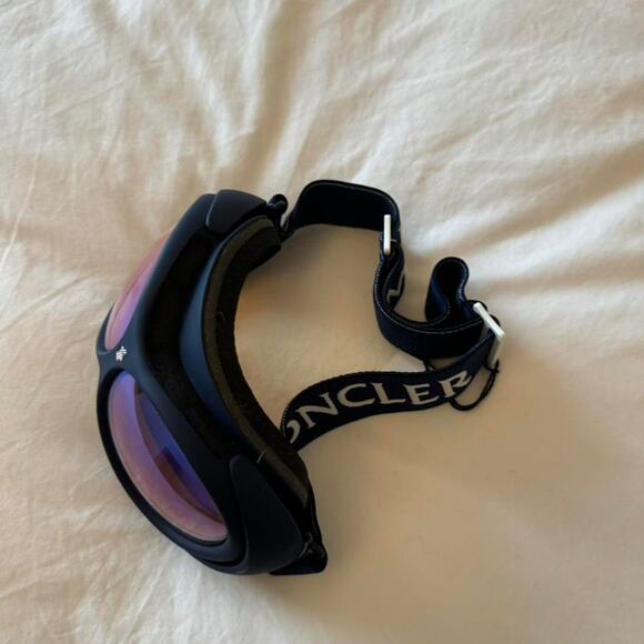 Moncler black and purple ski goggles - Picture 6 of 7
